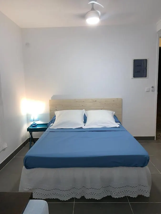 Bleu Cannelle Et Petimo Le Diamant Apartment